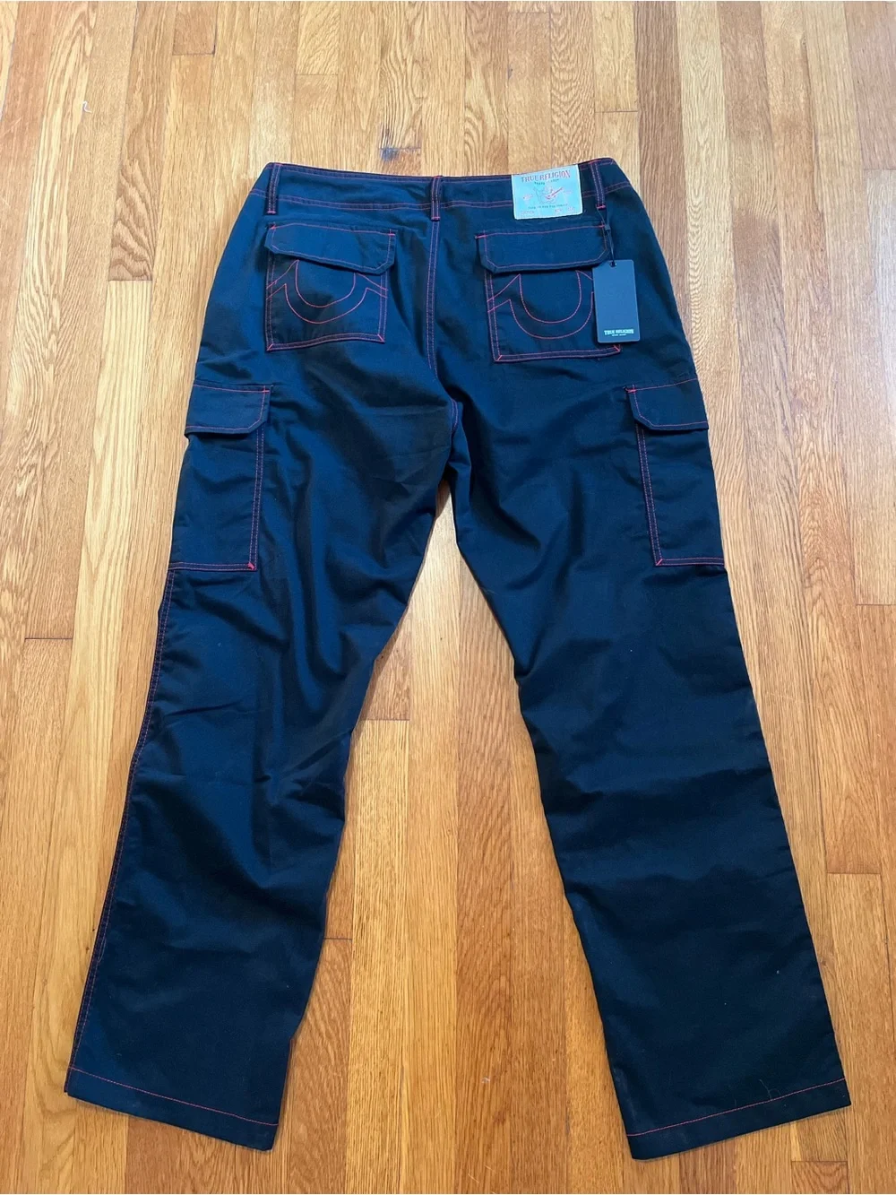 NWT True Religion Black Cargo Pants Red stitching size 36 read